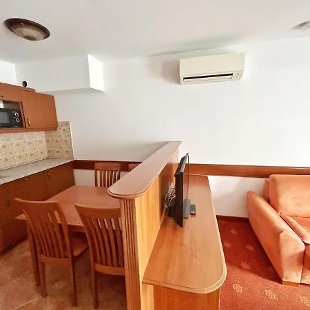 Fonix Wellness *** 1 A Epulet Bed & Breakfast Hévíz