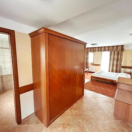 Fonix Wellness *** 1 A Epulet * Hévíz