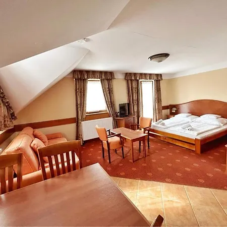 Fonix Wellness *** 1 A Epulet *