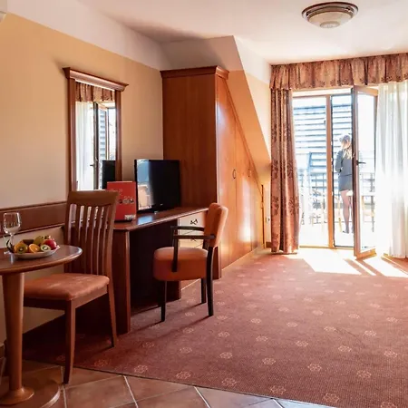 Fonix Wellness *** 1 A Epulet * Hévíz