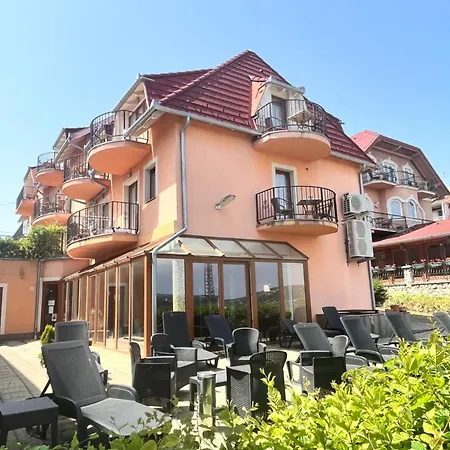 Fonix Wellness *** 1 A Epulet Bed & Breakfast