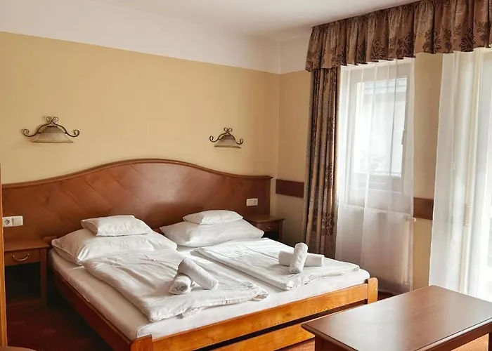 ベッド・アンド・ブレックファスト Fonix Wellness *** 1 A Epulet