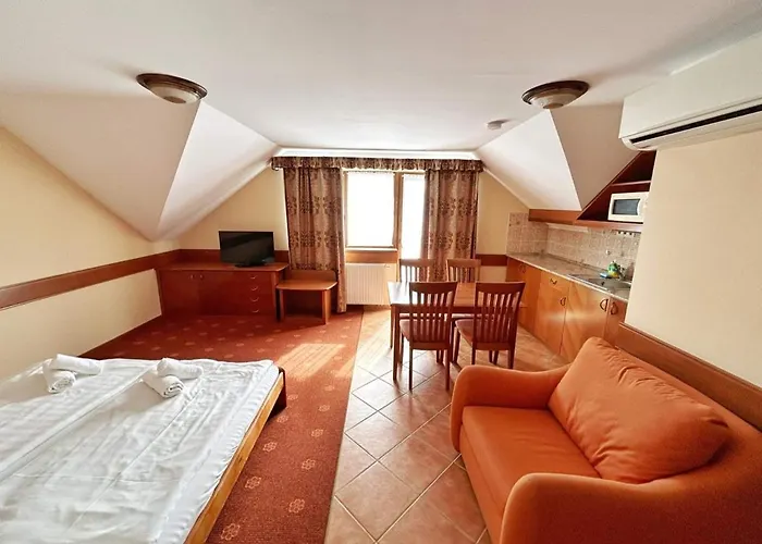 Fonix Wellness *** 1 A Epulet *