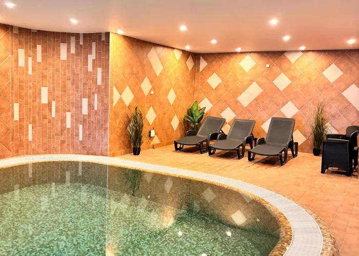 Fonix Wellness *** 1 A Epulet * ヘーヴィーズ